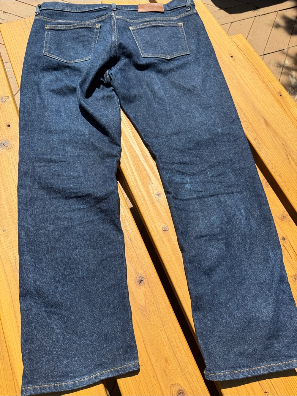 Brooks Brothers Men’s Straight Jeans in Dark Blue Denim - Picture 5 of 5